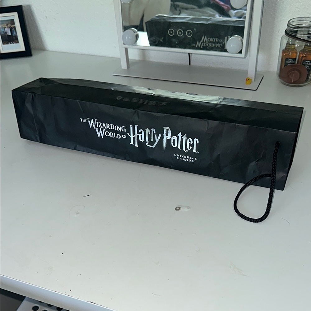 The Wizarding World of Harry Potter Character Wand